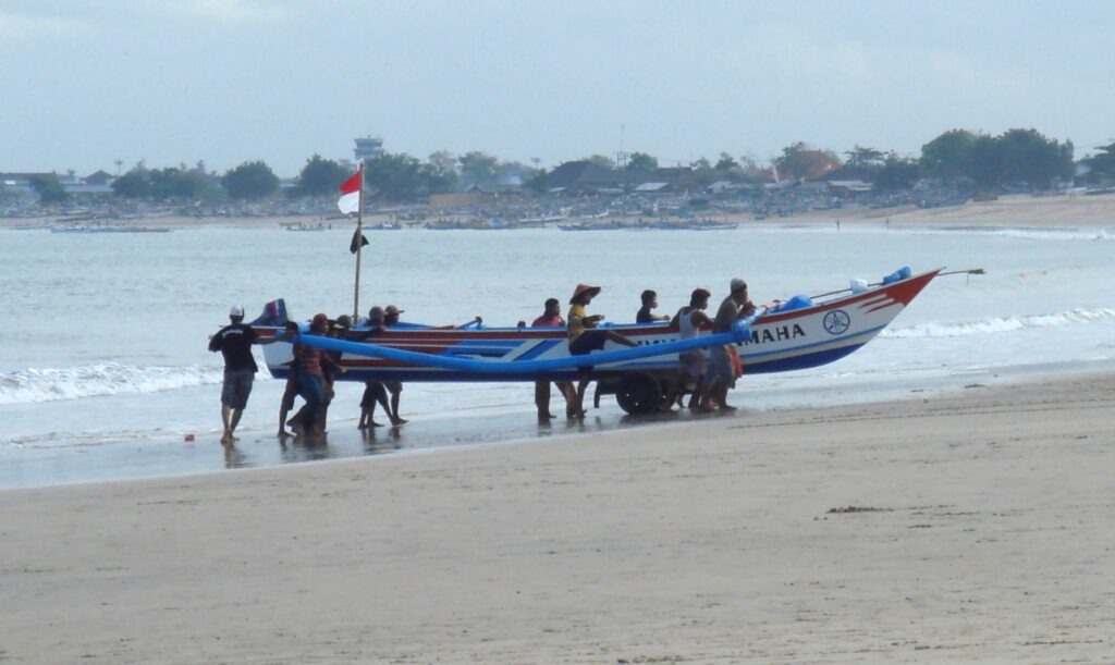 barco de pesca jimbaran