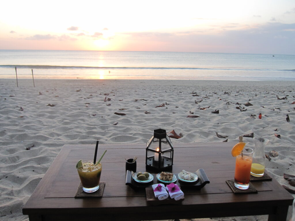 jimbaran cocktails am strand
