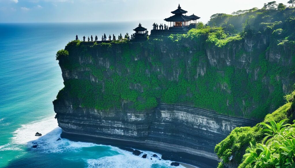 Uluwatu Tempel über den Klippen